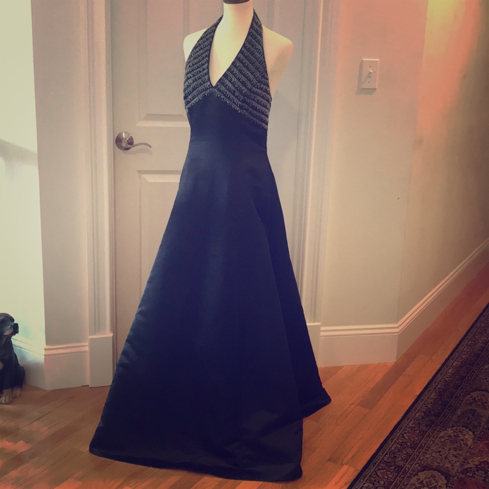 De Larua Prom Dress